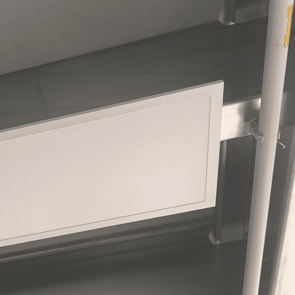LED Panel 6500K zur Deckenmontage, 30 W, montiert